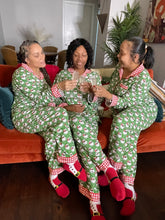 Load image into Gallery viewer, Traditional Black Santa Pant Pajama Set Green
